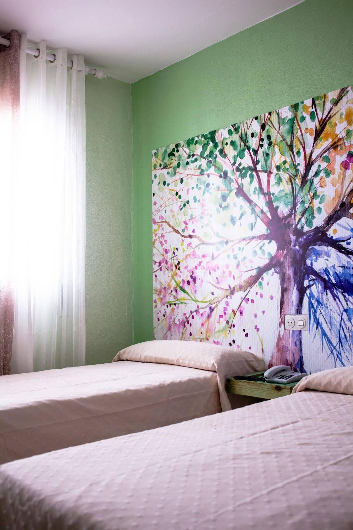 Hotel Sur Utopia *